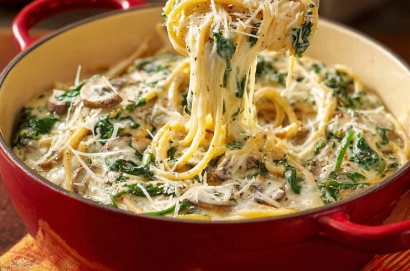 Creamy Mushroom & Spinach Spaghetti