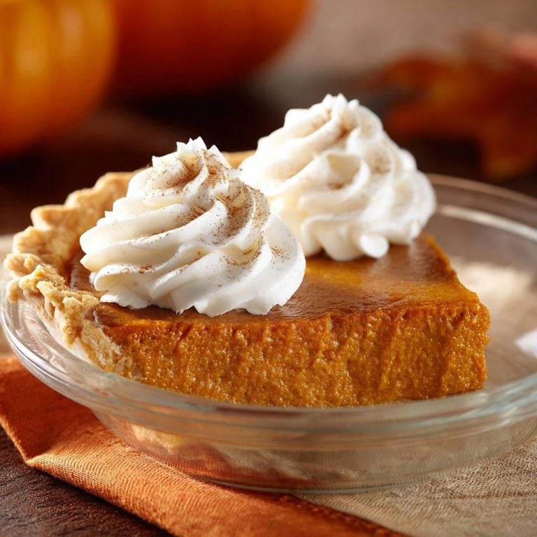 Classic Pumpkin Pie: Crack-Free & Velvety Smooth!